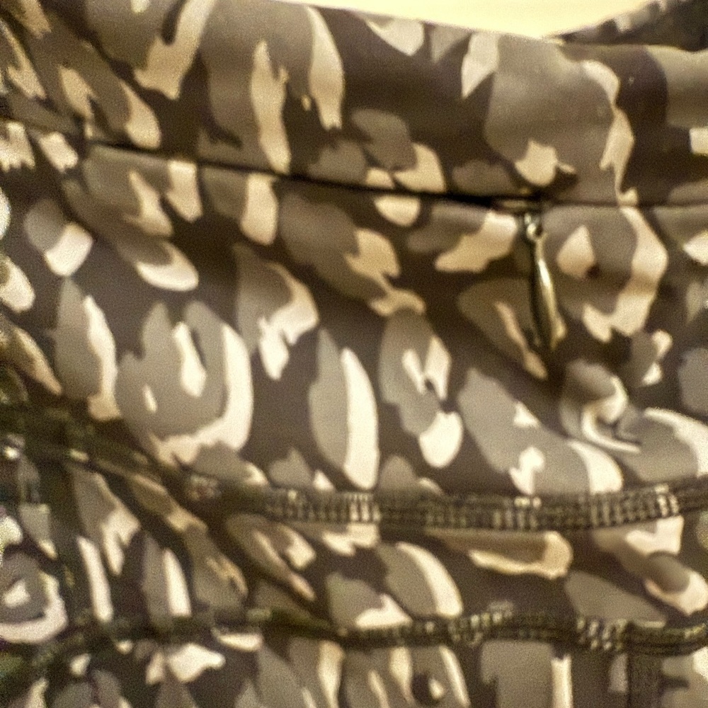 Sweaty Betty Women's NWT Black Leopard Print Legging - Picture 6 of 7
